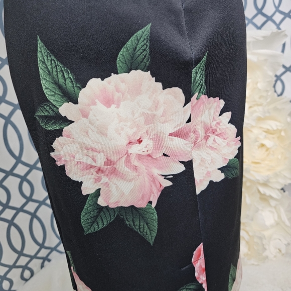 Ted Baker inspired dress - Picture 4 of 4